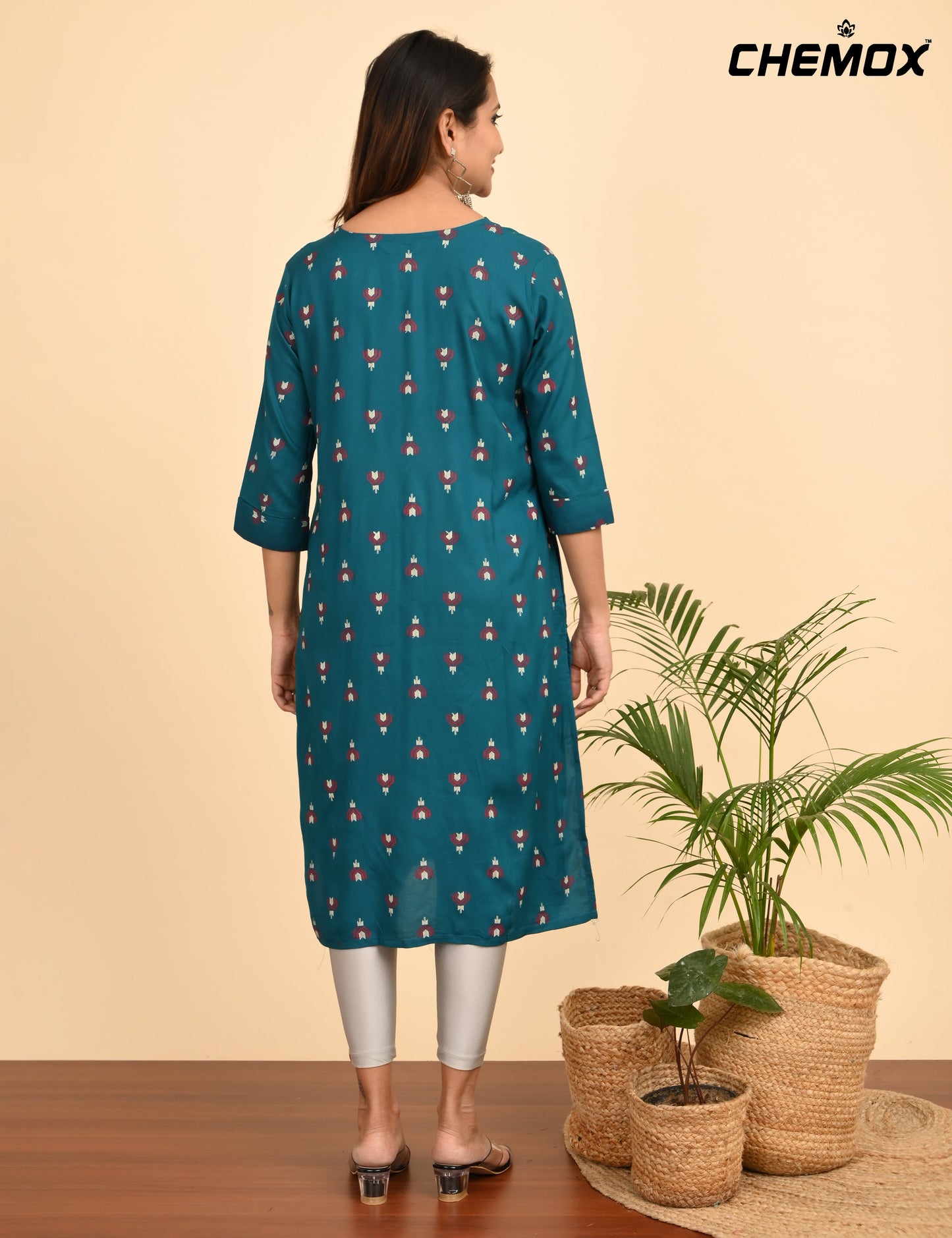 CHEMOX | 306 | ROUND NECK WITH POCKET