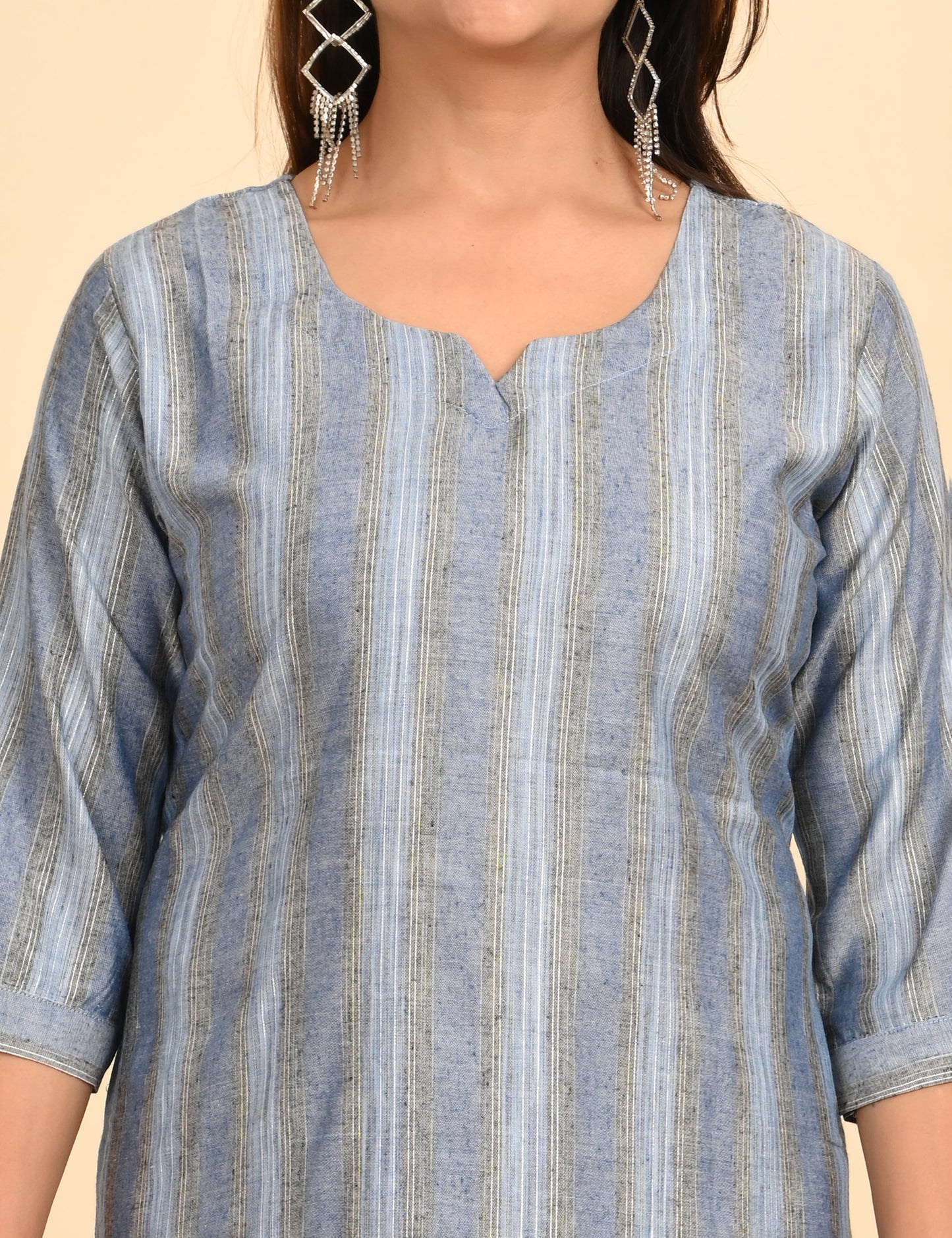 ONVIEW | 1540 | DESIGN NECK