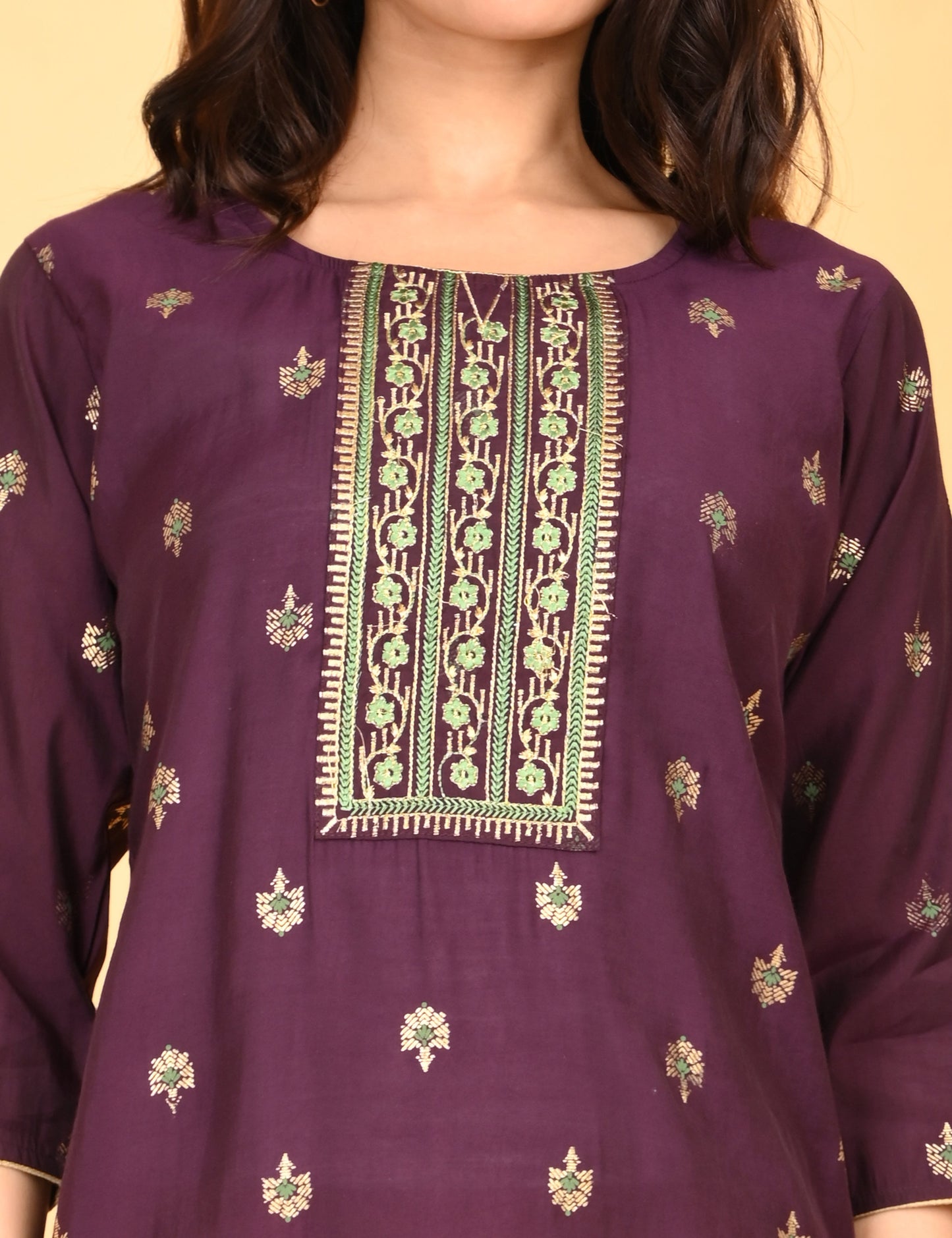WEAME | 1309 | SILK SMALL EMBROIDERY.